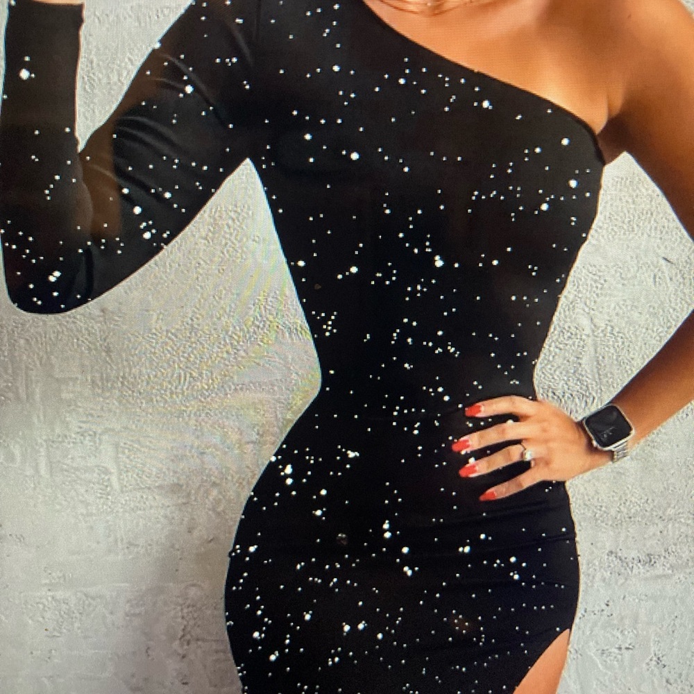 sparkly black bodycon dress 8/10